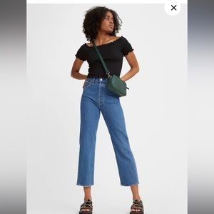 Levi’s Ribcage Straight Ankle Size 28